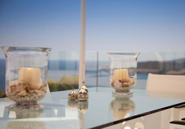 Villa-White-Pearl-Relax