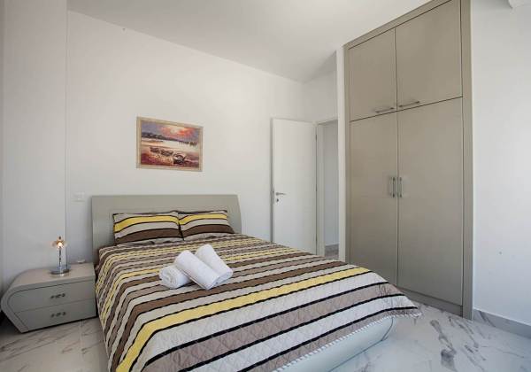 WhitePearl-2016-Small-0011